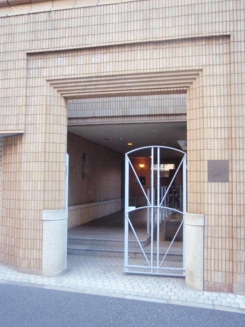 アルシュ麹町ビル エントランス