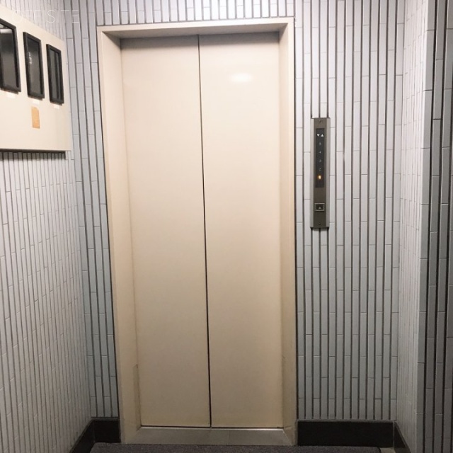 カノウビル エレベーター