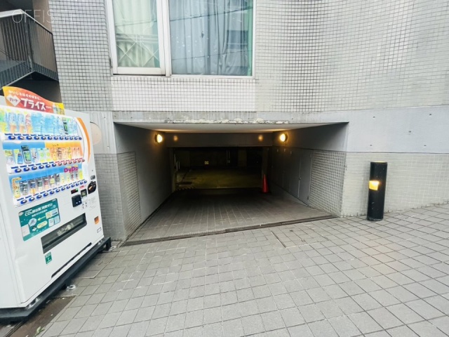 グリーンテラス元代々木ビル 駐車場