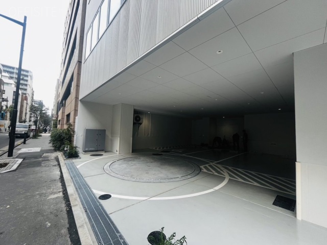 Time With 新日本橋　駐車場
