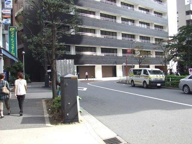 ロジックビル 周辺