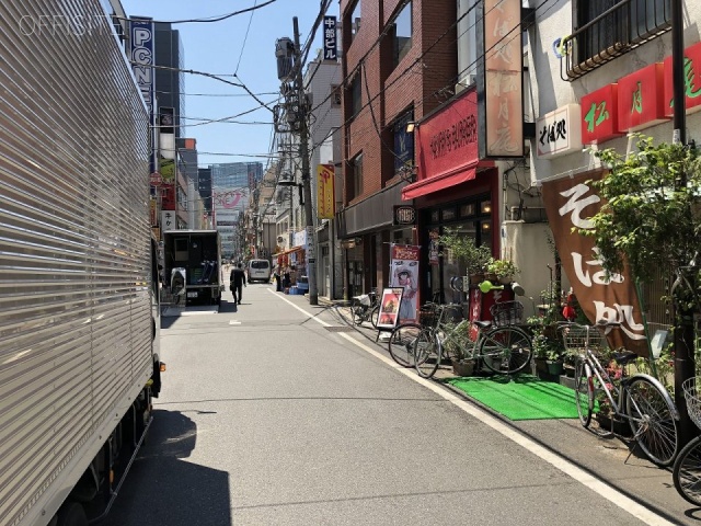 第1針谷ビル ビル前面道路