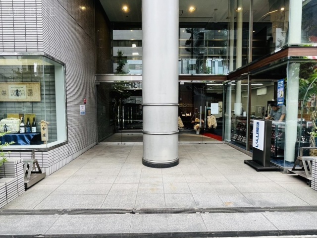 西野金陵ビル　エントランス