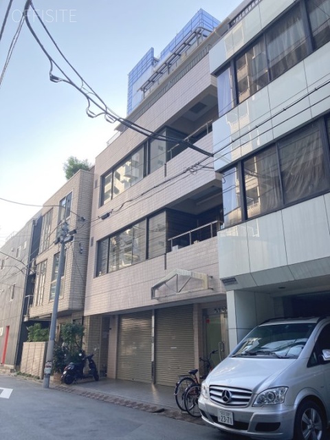 STビル 外観