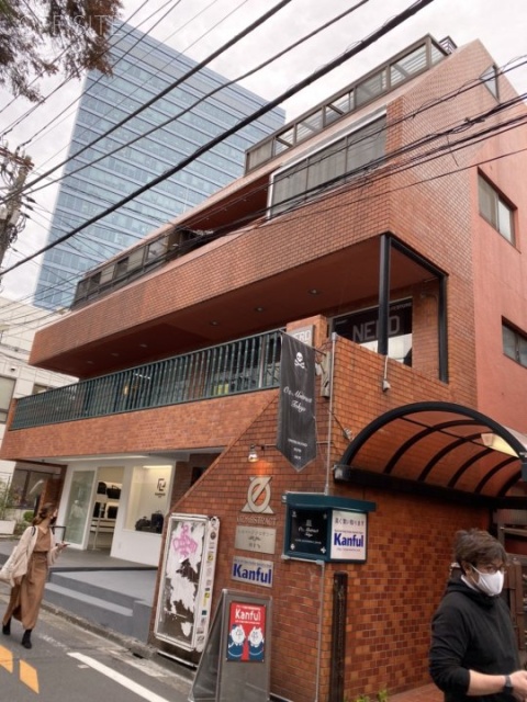 WFIビル 外観