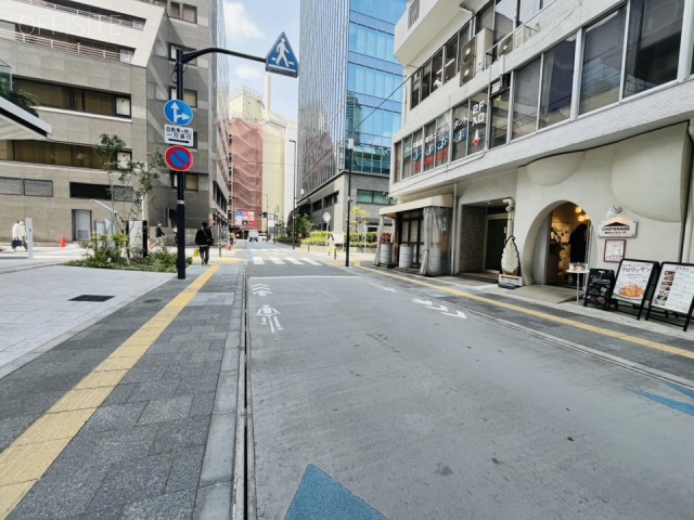 アップルーヴメントビル 周辺