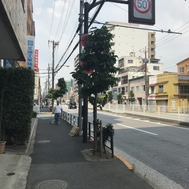 フォレシティ錦糸町 ビル前面道路