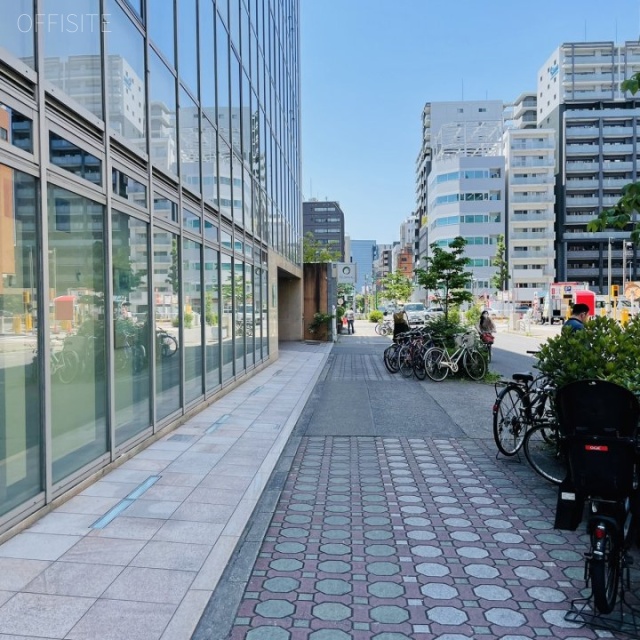 MLJ丸の内ビル 前面歩道