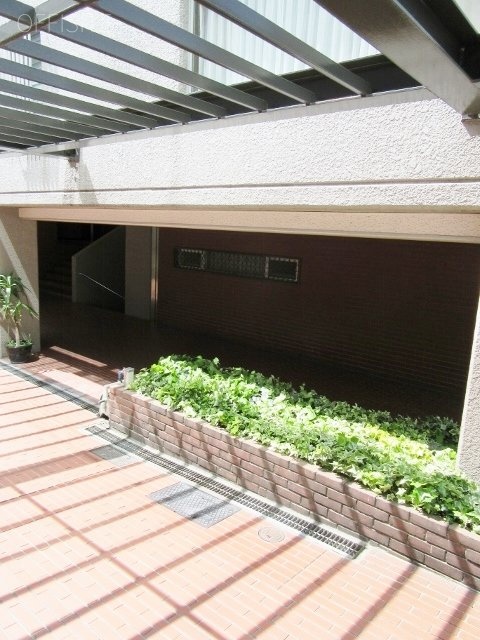 コープ野村六本木2 外観