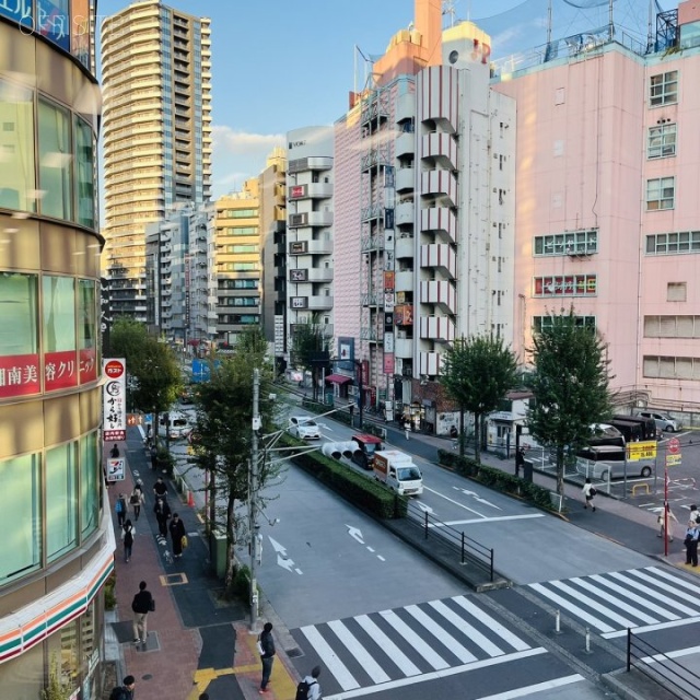 群馬銀行池袋ビル 内装