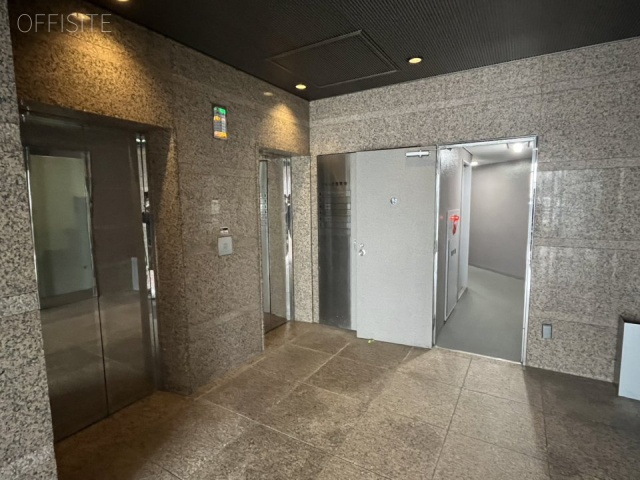 フォンテ西原宿ビル　エントランス