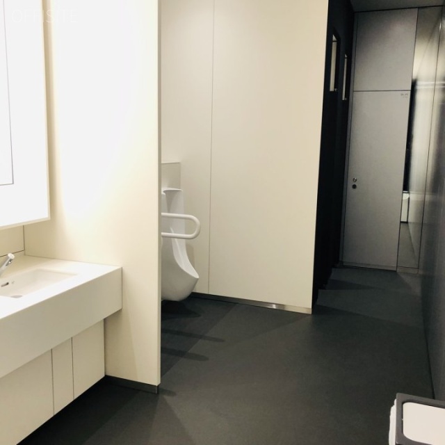 銀泉西新橋ビル　トイレ