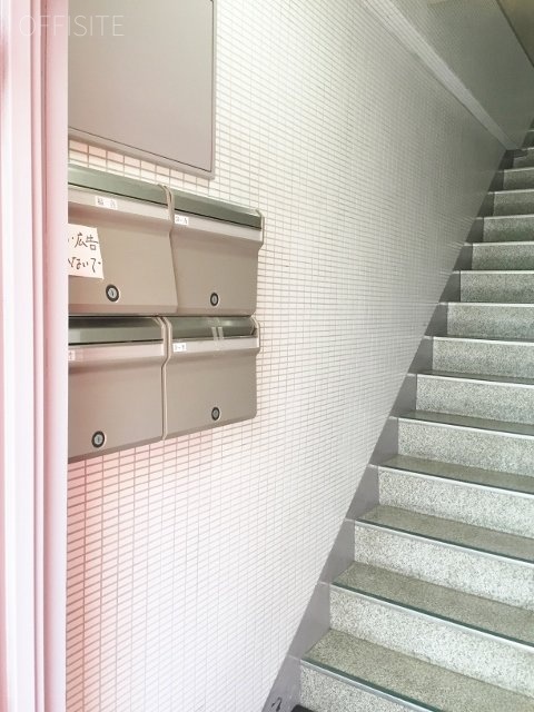 小竹ビル エントランス