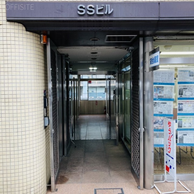 SSビル エントランス