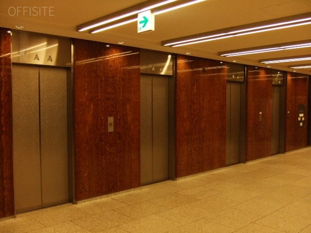 日本橋西川ビル エレベーター