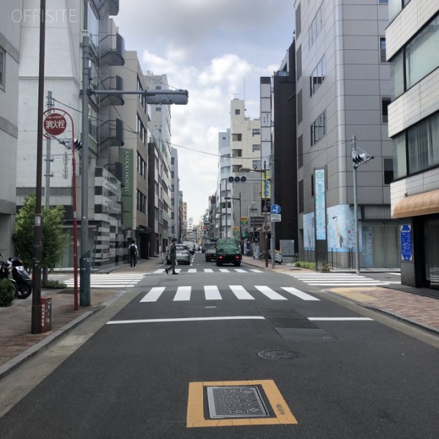 BM上野ビル ビル前面道路