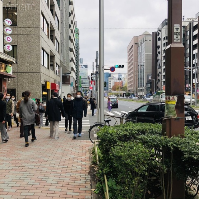 青山TKOビル ビル前面道路