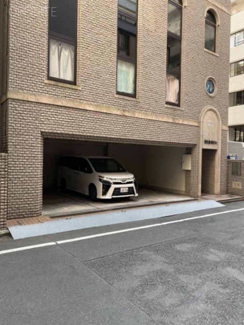 第二飯塚ビル 駐車場