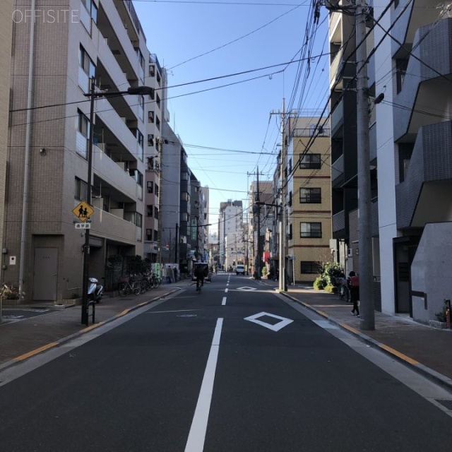 北島製菓ビル ビル前面道路