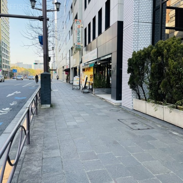 麹町1丁目3番地ビル 4階【401】 19.67坪　ビル前面道路 新宿通り