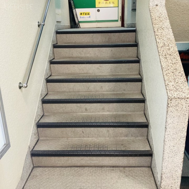 NTビル エントランス