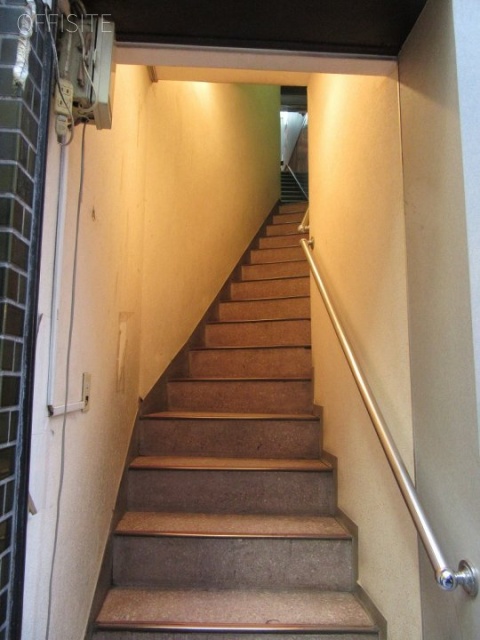 第4山田ビル新館 エントランス