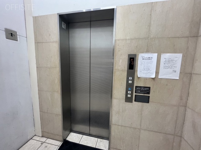 ABC-MART公園通りビル エントランス