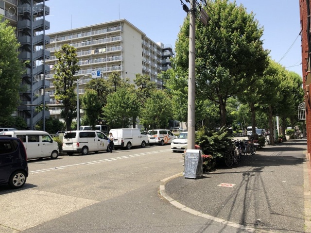 Sビル ビル前面道路