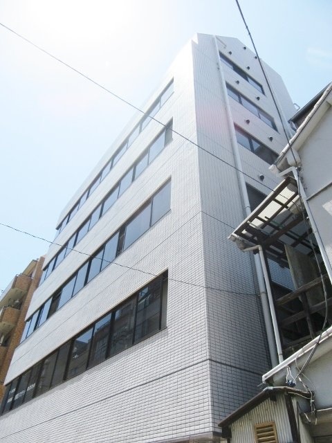 安達第3ビル 外観