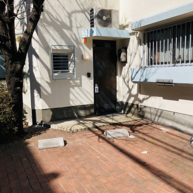 テラス小森 駐車場