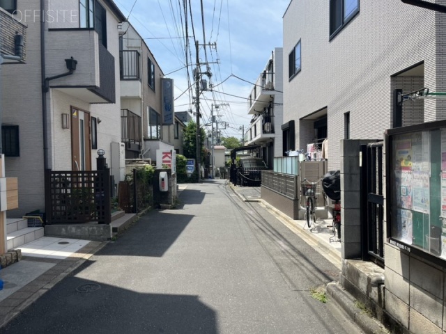 日報ビル 周辺
