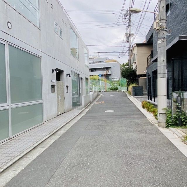 デュオ表参道 周辺