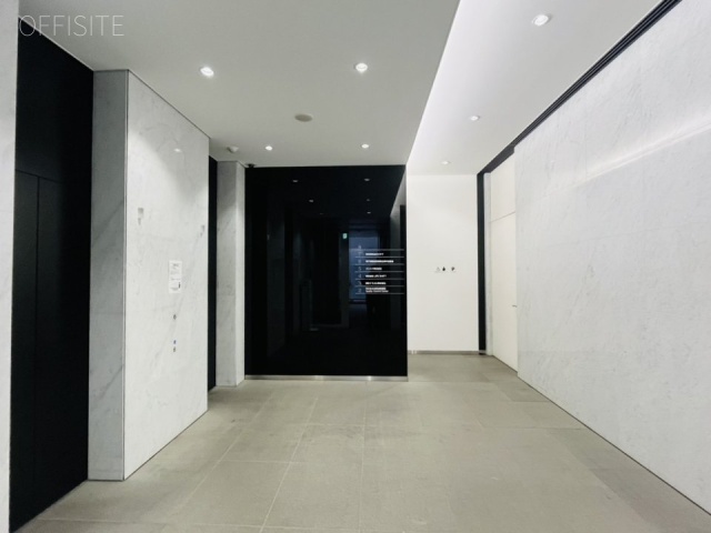 AーRISE神田 エントランス