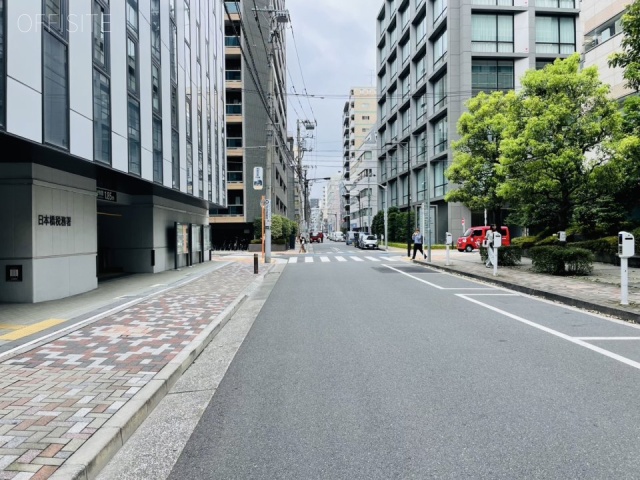 日本橋富沢町111ビル　前面道路