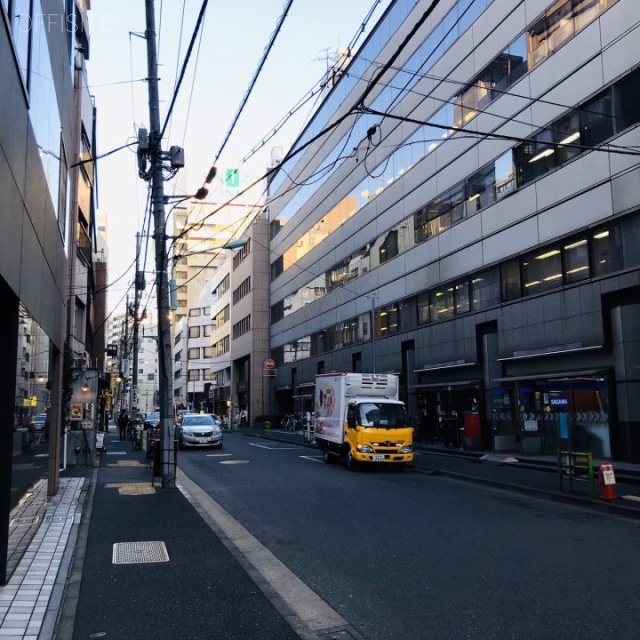 東八重洲シティビル ビル前面道路