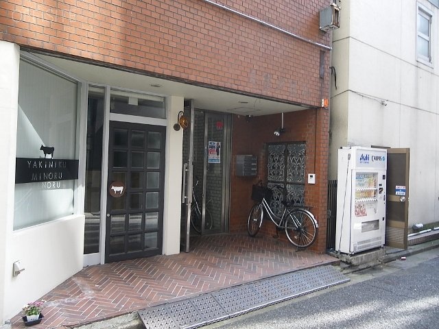 リョーインビル エントランス