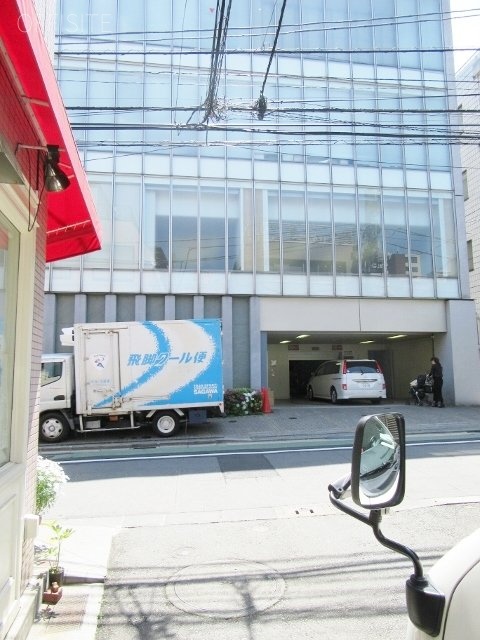 三泉社ビル 画像