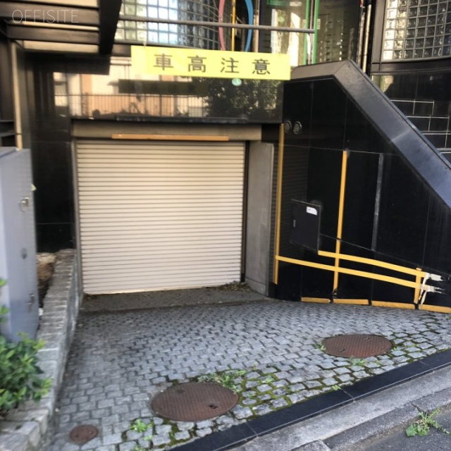 アイルイン弥生町 駐車場