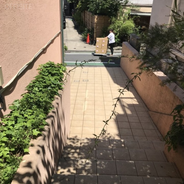 グリーンガーデン エントランス