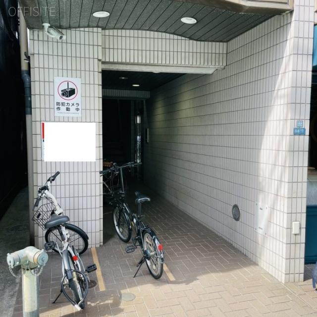 吉澤ビル エントランス
