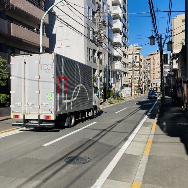 上田ビル 前面道路