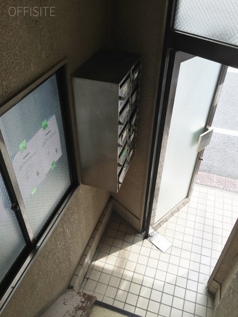 協栄兜町ビル エントランス
