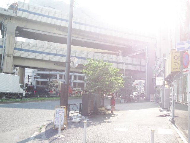港陸運ビル 画像