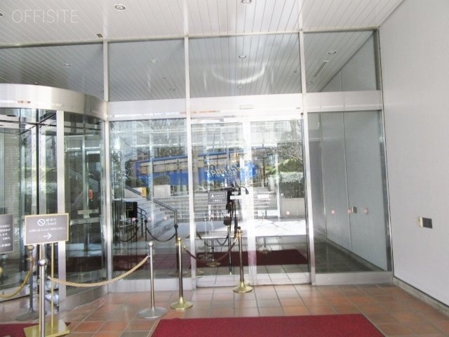 京王プラザホテル南館 エントランス