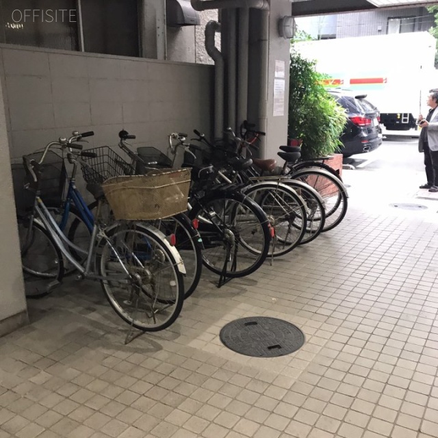 イワモトチョウビル(ハローオフィス秋葉原) 駐輪スペース