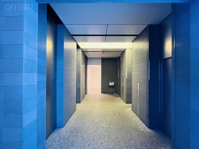 ヒューリック麹町ビル　エントランス