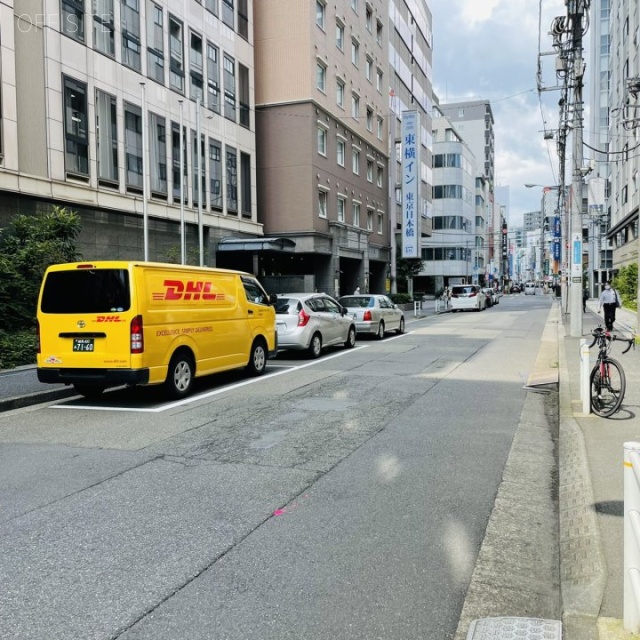 大伝馬町千歳ビル ビル前面道路