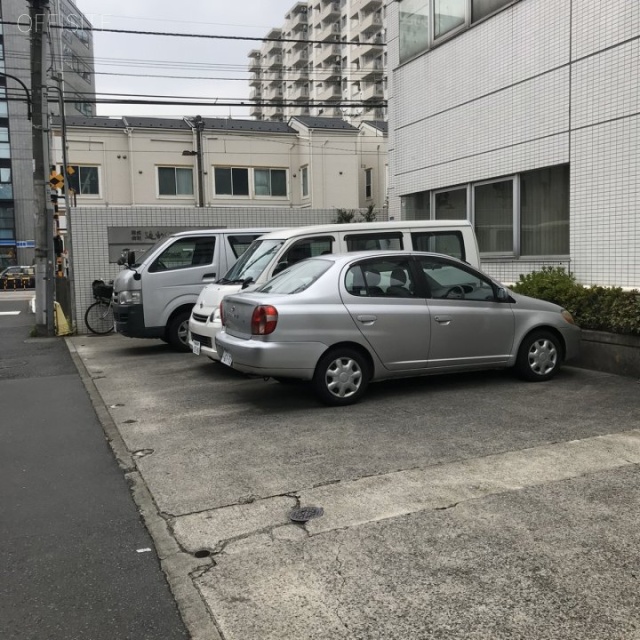 フジイビル 駐車場