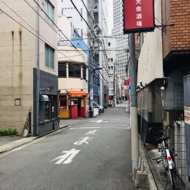 日宝水道橋ビル ビル前面道路