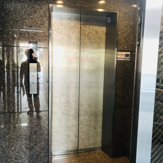 旭日ビル エレベーター
